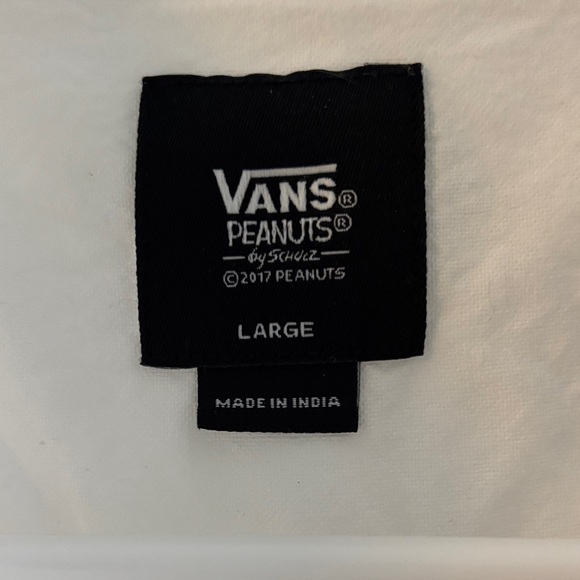 Levi's Boys Snoopy White Casual Button Down Shirt - Picture 2 of 5